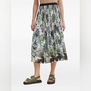 MUNTHE Floral Pleated Midi Skirt, Size 2/4, Worn Once